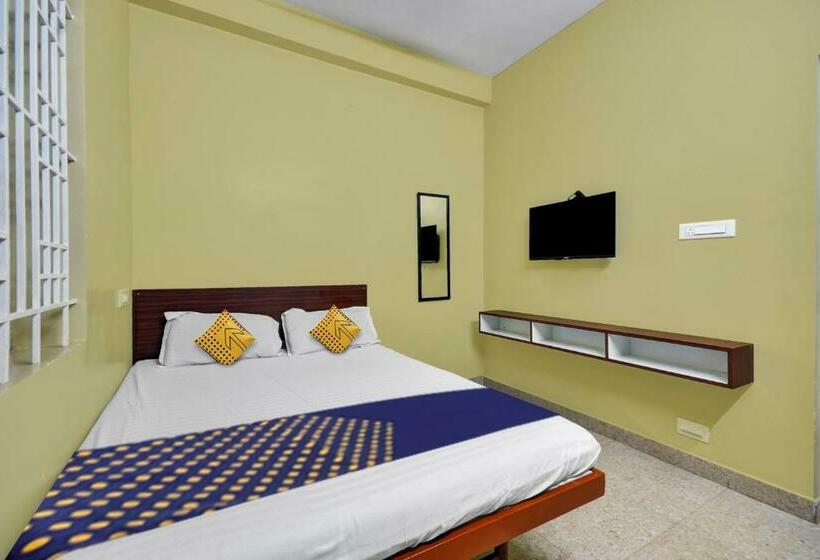 三人经典房间, Spot On Hotel Anand Lodge