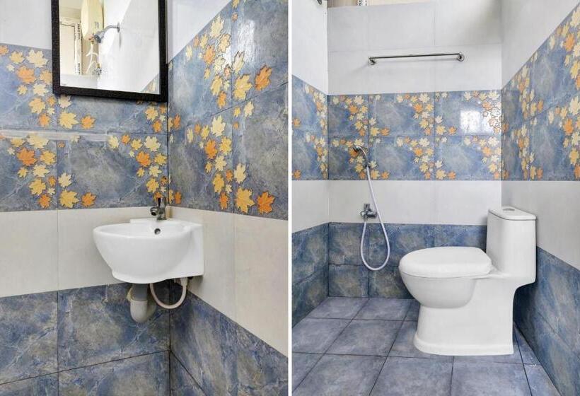 三人经典房间, Spot On Hotel Anand Lodge