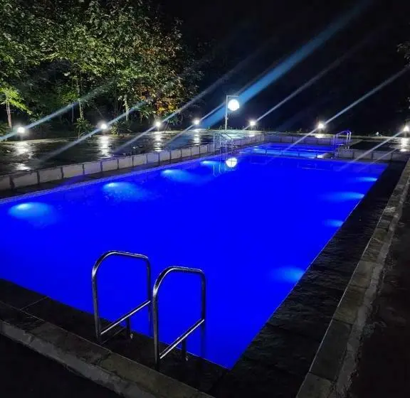 スタンダードルーム, Teak Resort Karjat