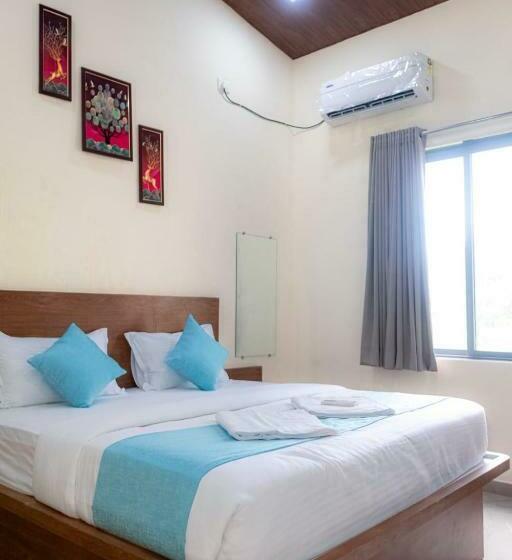 带2个卧室的套房, Teak Resort Karjat