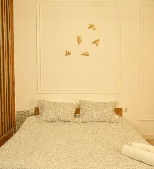 اتاق استاندارد, Royal Max Hotel & Spa