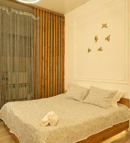 اتاق استاندارد, Royal Max Hotel & Spa