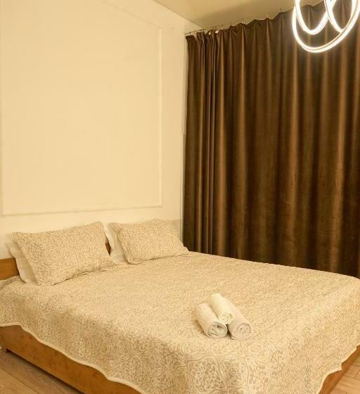 اتاق استاندارد, Royal Max Hotel & Spa