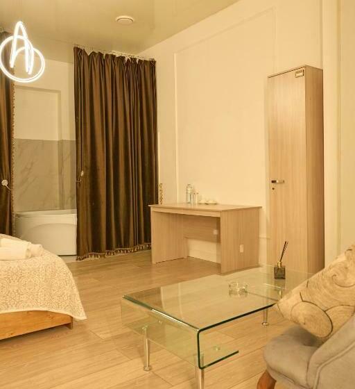 اتاق استاندارد, Royal Max Hotel & Spa