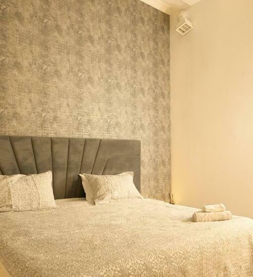 اتاق لوکس, Royal Max Hotel & Spa