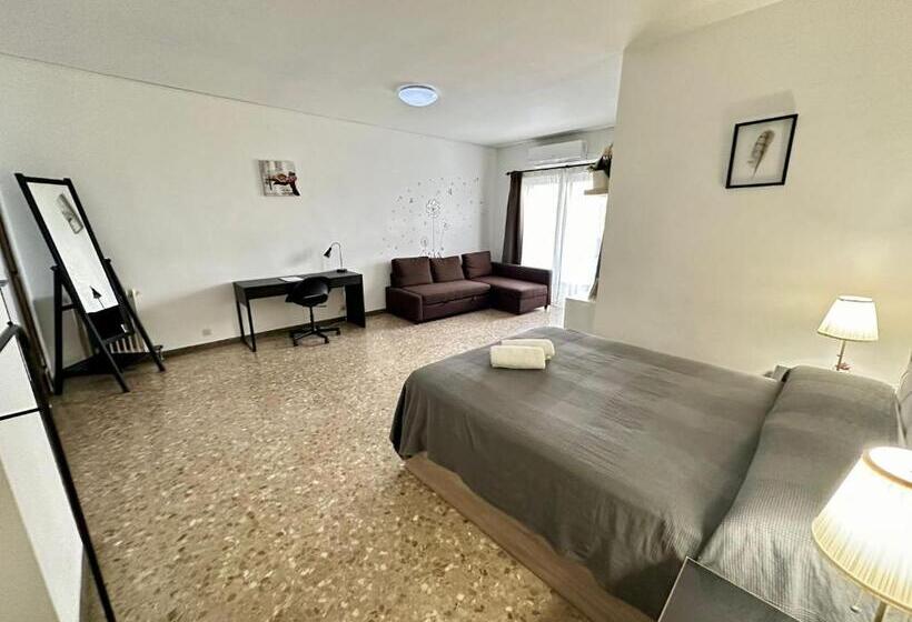 اتاق استاندارد چهارنفره با بالکن, Alojamiento Sepulveds