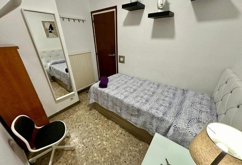 اتاق استاندارد یک نفره, Alojamiento Sepulveds