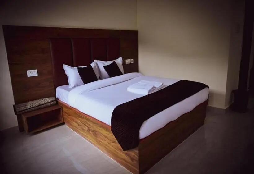Standard-huone King-vuode, La Riqueza   Mussoorie   Dhanaulti Road   35 To 45 Mins Drive From Mussoorie