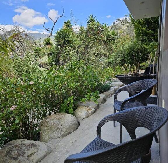 סוויטת ג'וניור נוף הרים, Tosa Blue Mountain, Retreat & Spa