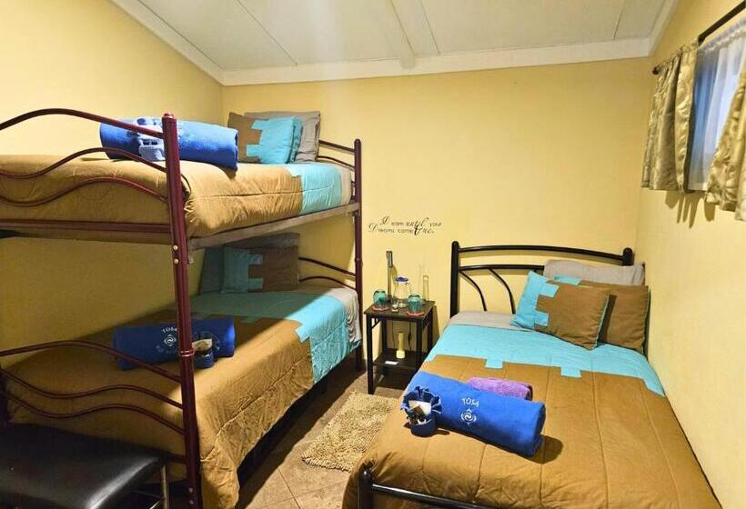 בית, 3 חדרי שינה, Tosa Blue Mountain, Retreat & Spa