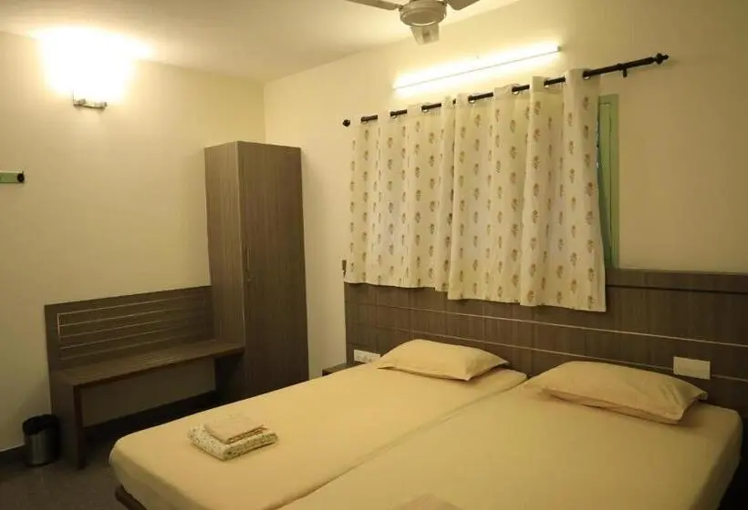 デラックスルーム, Transit Nest   Near Madurai Airport