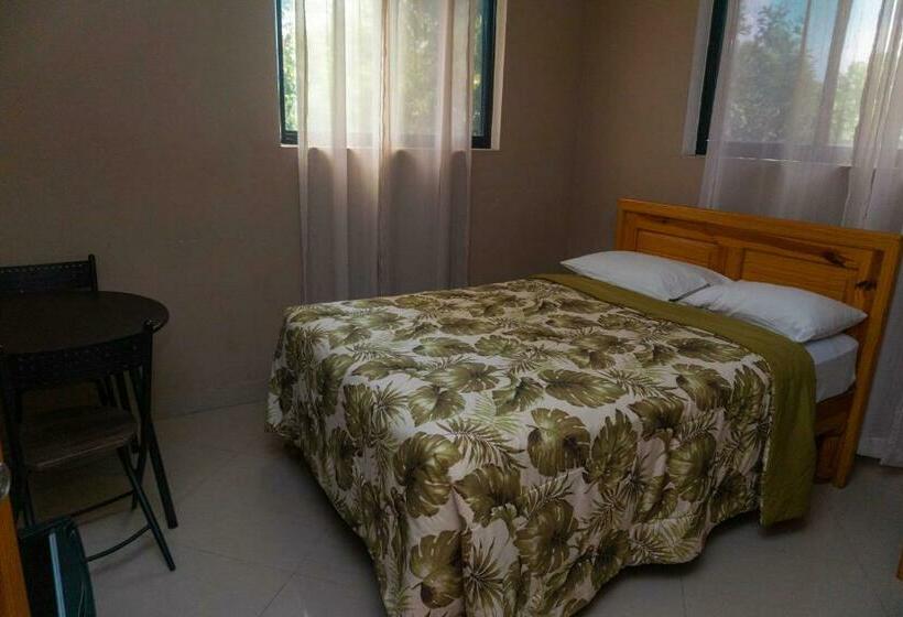 اتاق استاندارد, Tropical Hotel & Guest House