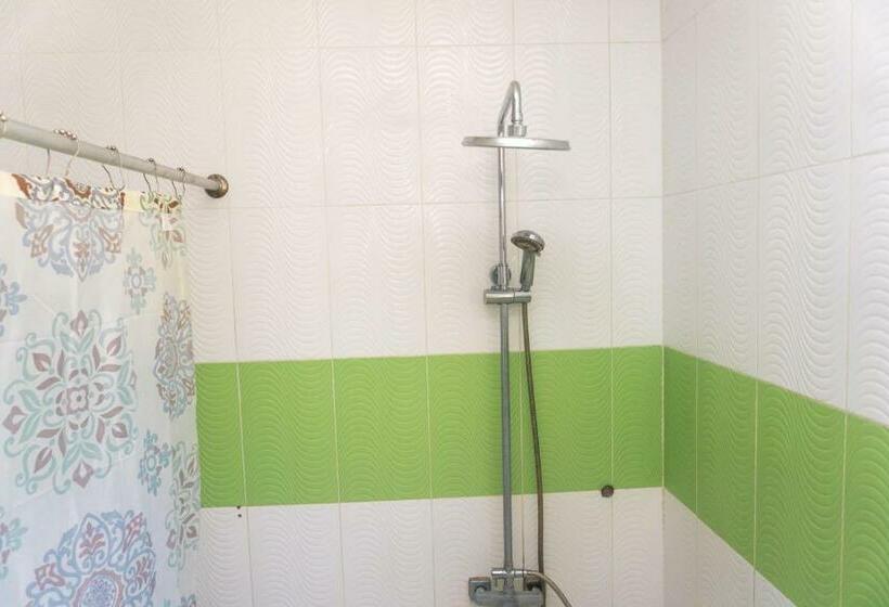 スタンダードルーム, Tropical Hotel & Guest House