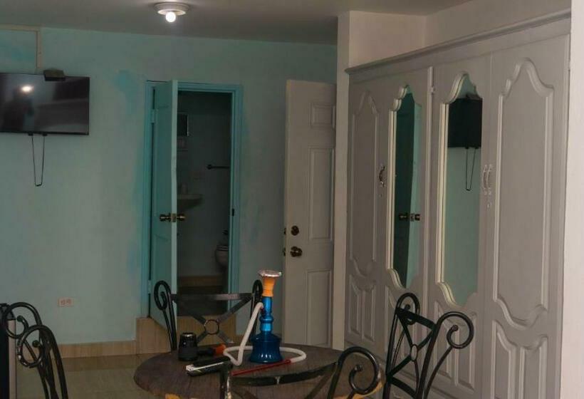 スタンダードルーム, Tropical Hotel & Guest House