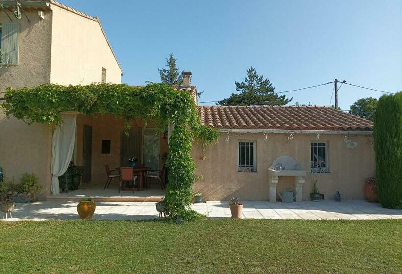 Номер Стандарт с Террасой, Chambre D Hôte Au Cœur Des Alpilles