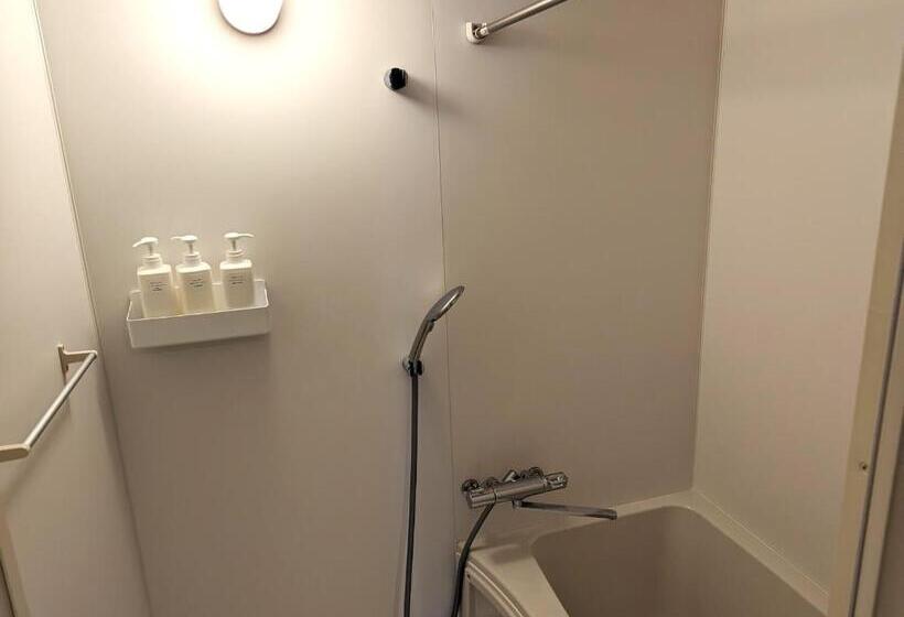 اتاق خانوادگی, Center Point In Kanazawa