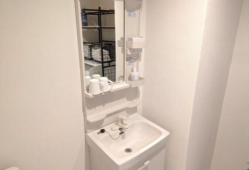 اتاق خانوادگی, Center Point In Kanazawa