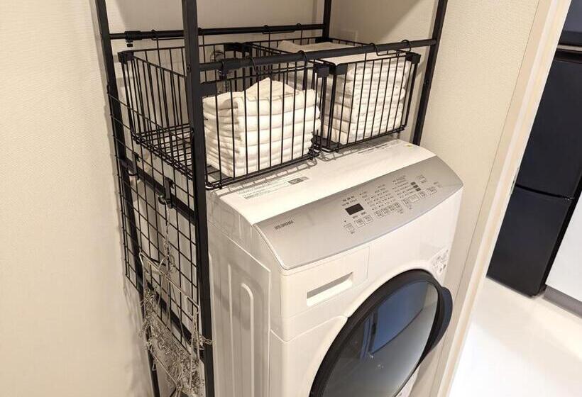 اتاق خانوادگی, Center Point In Kanazawa