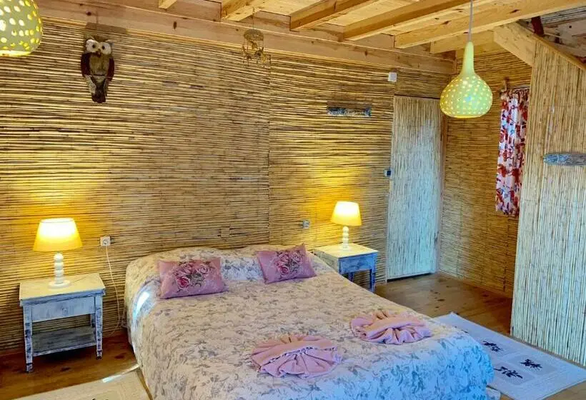 オーシャンビューデラックスルームバルコニー付き, Large Bungalow With Sea View In Kabak Bay, ölüdeniz