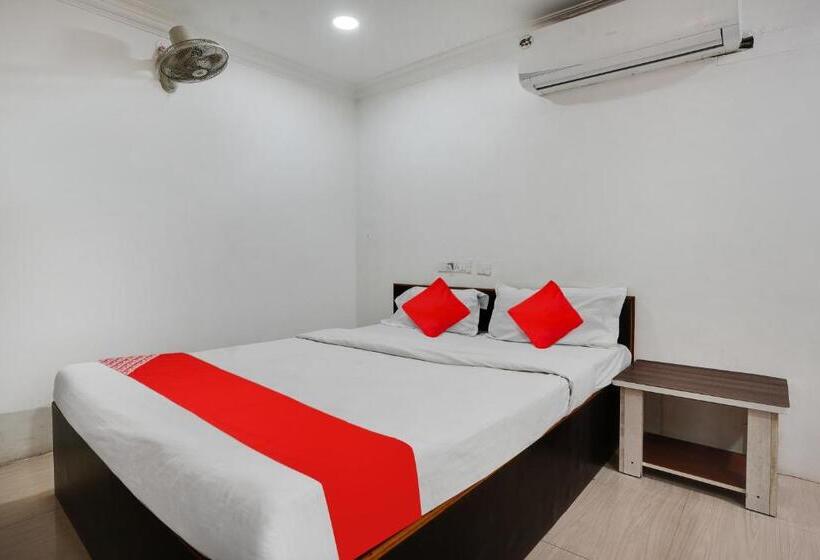 חדר קלאסי לשלושה, Oyo Flagship Abisha Villa