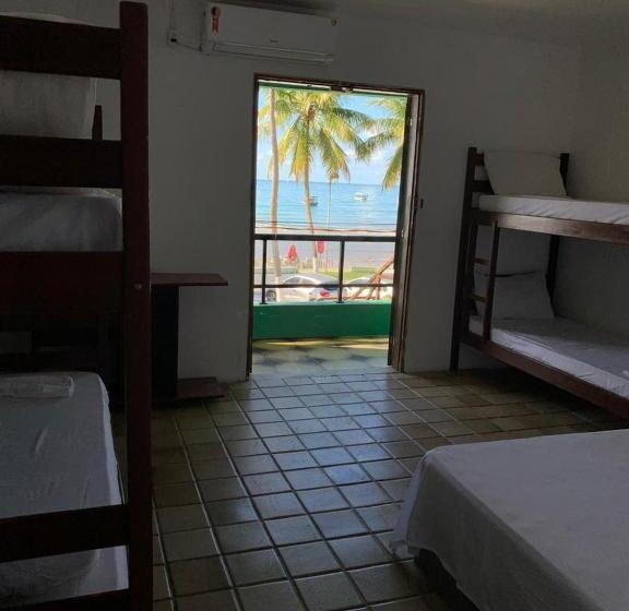 غرفة عائلية مطلّة علي البحر, Maragogi Social Hostel