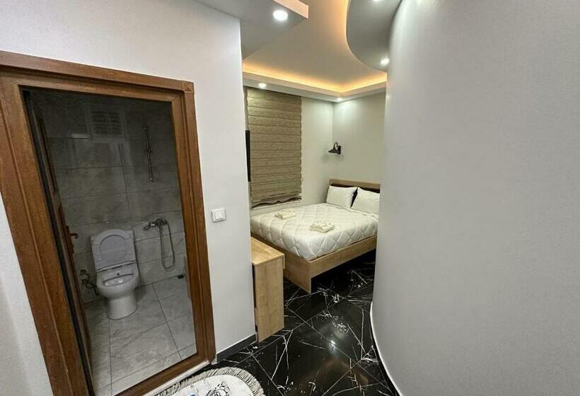 آپارتمان 1 خوابه, Mass Otel