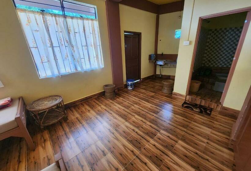 חדר סטנדרט, Reba Food And Lodging Dawki