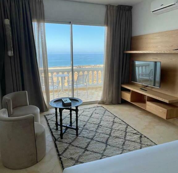 اتاق استاندارد با چشم‌انداز دریا, Villa La Falaise