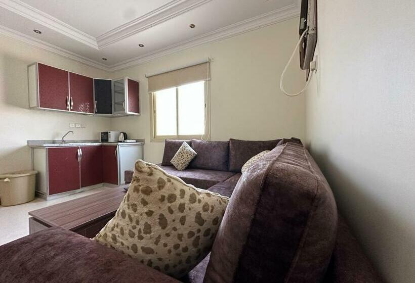 패밀리 스위트, Mnarat Al Madina