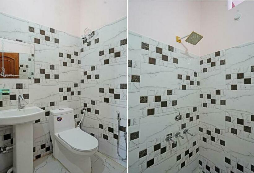 Трехместный Номер Классика, Oyo Flagship As