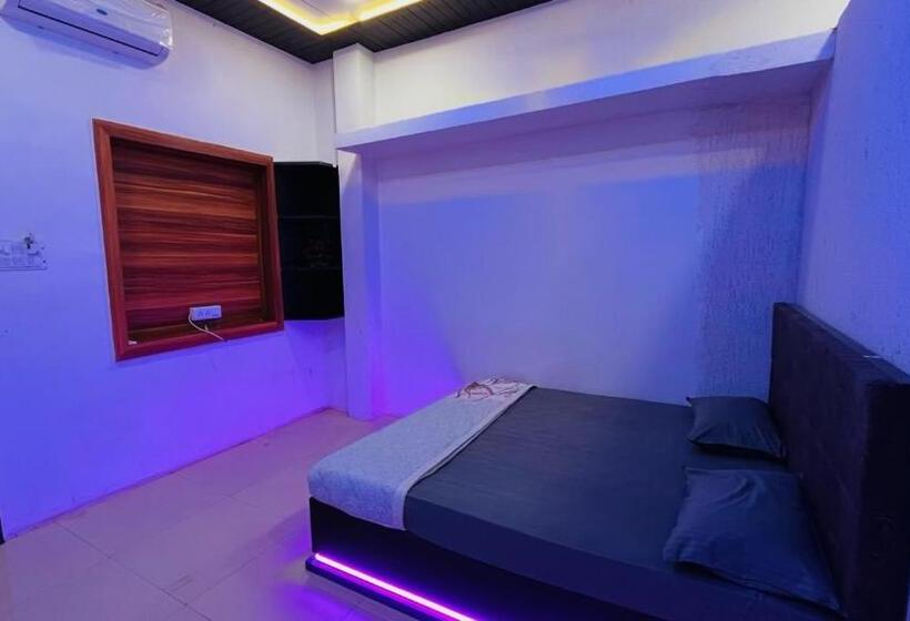 豪华房间, Pallav Guest House