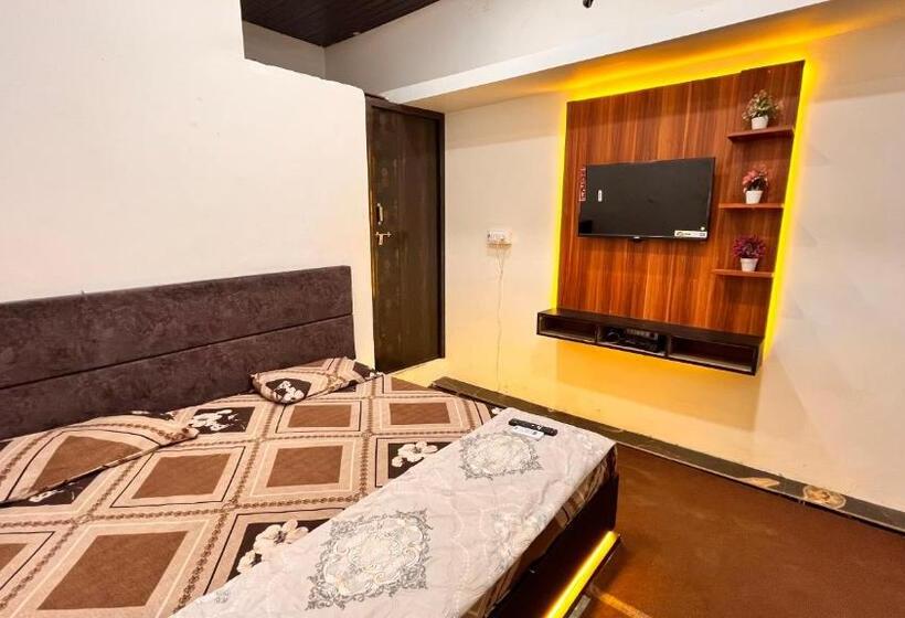 豪华房间, Pallav Guest House