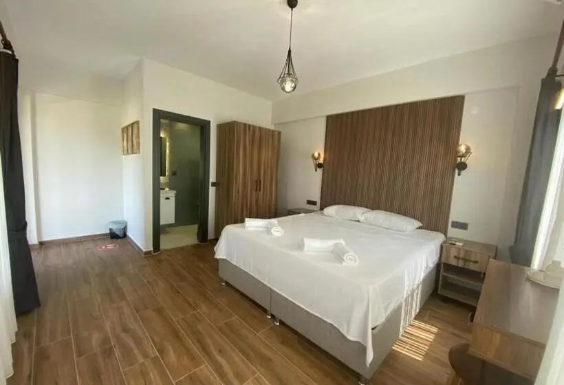 اتاق لوکس با چشمانداز باغ, Tinos Otel & Bağ Evi 12 Yaş üstü