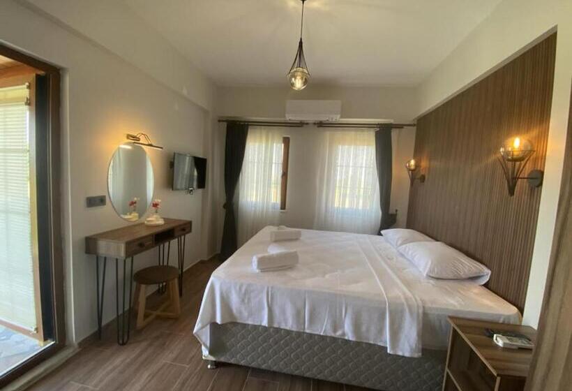 اتاق استاندارد با بالکن, Tinos Otel & Bağ Evi 12 Yaş üstü