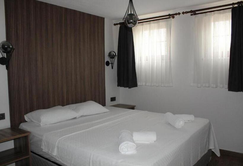 اتاق اکونومی, Tinos Otel & Bağ Evi 12 Yaş üstü