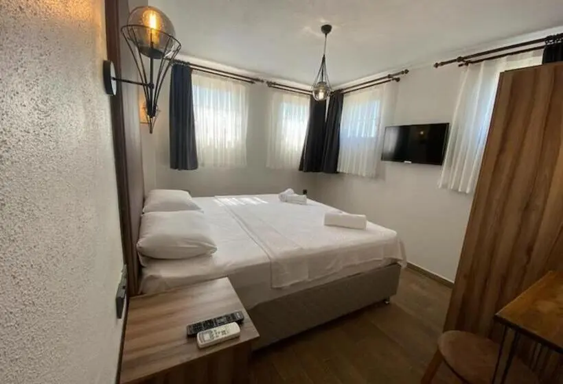 اتاق اکونومی, Tinos Otel & Bağ Evi 12 Yaş üstü