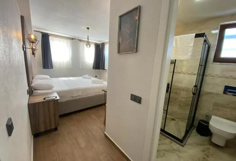 سوییت خانوادگی, Tinos Otel & Bağ Evi 12 Yaş üstü