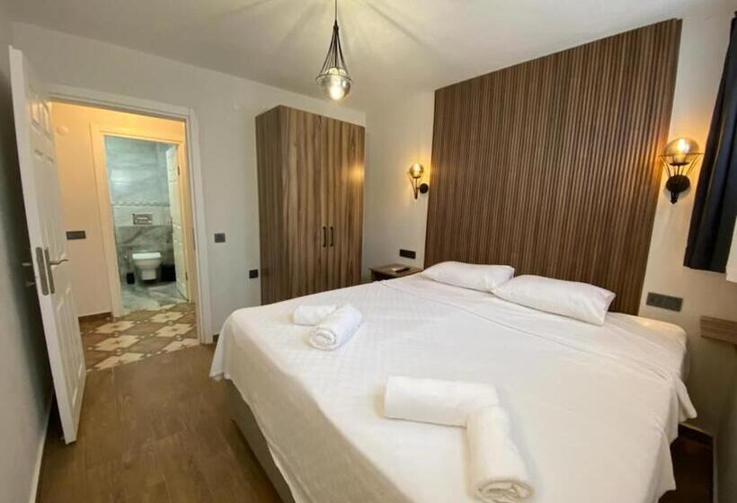 سوییت خانوادگی, Tinos Otel & Bağ Evi 12 Yaş üstü