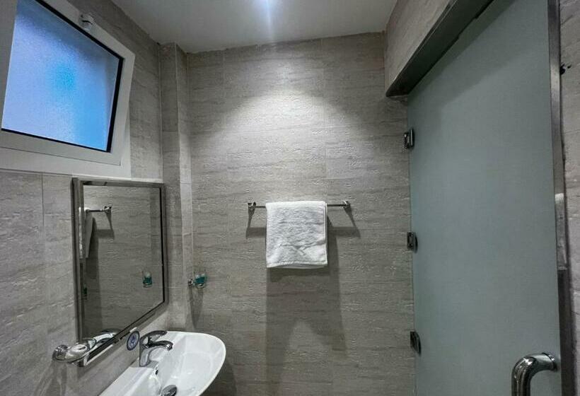 スタンダードスタジオ, السعادة سويت الملز الرياض Saada Suites Serviced Apartments