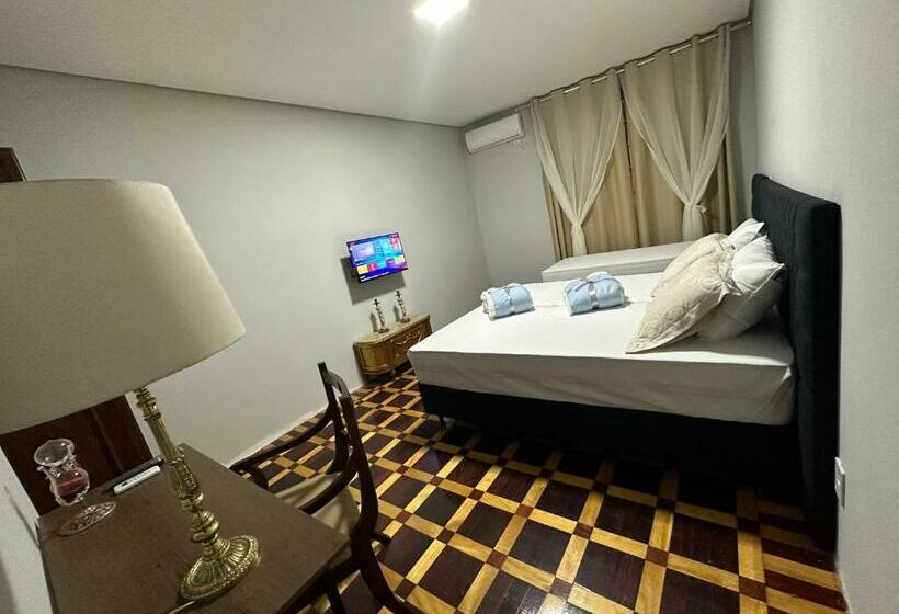 디럭스 패밀리 룸, Dom Marechal Neoclássico