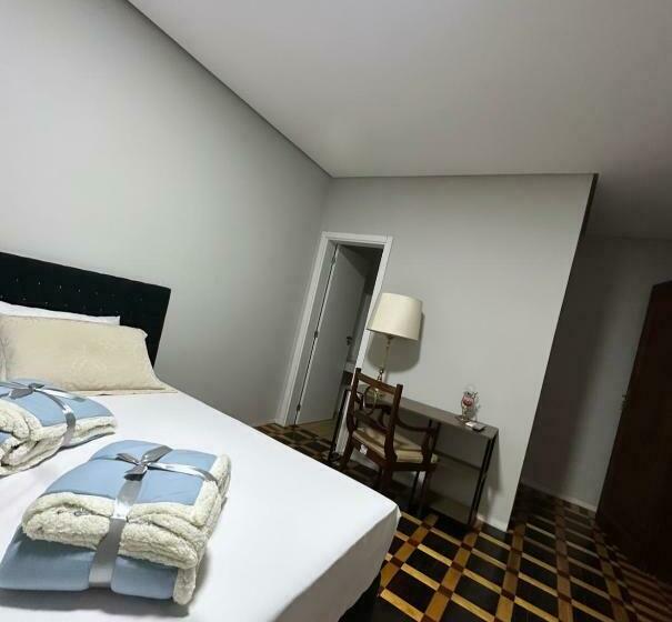 디럭스 스튜디오, Dom Marechal Neoclássico