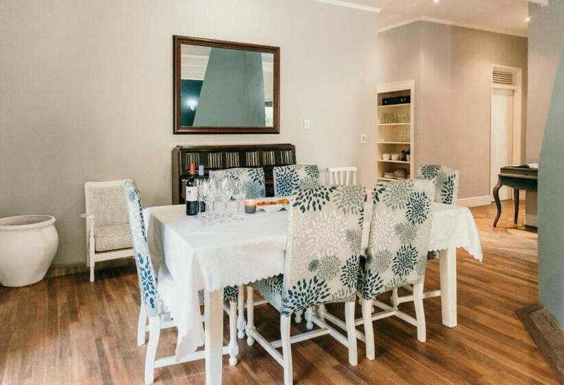 디럭스 룸, Schoemansrus