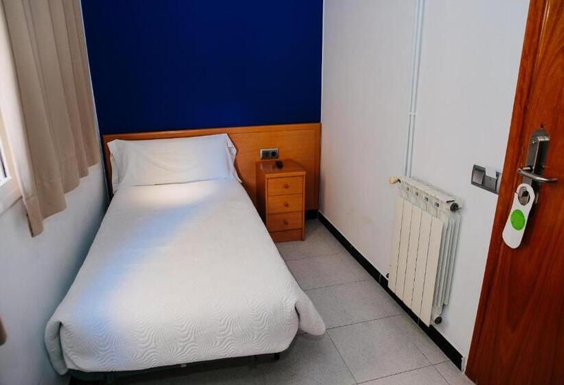 Номер Стандарт Индивидуальный, Hostal Apolo