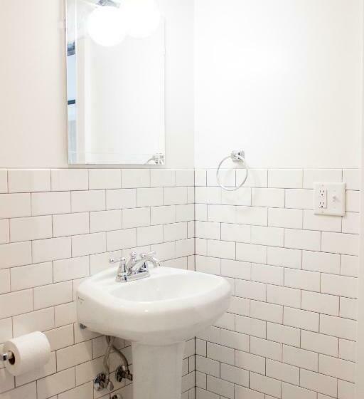 스탠다드 룸, 11th Avenue Hostel