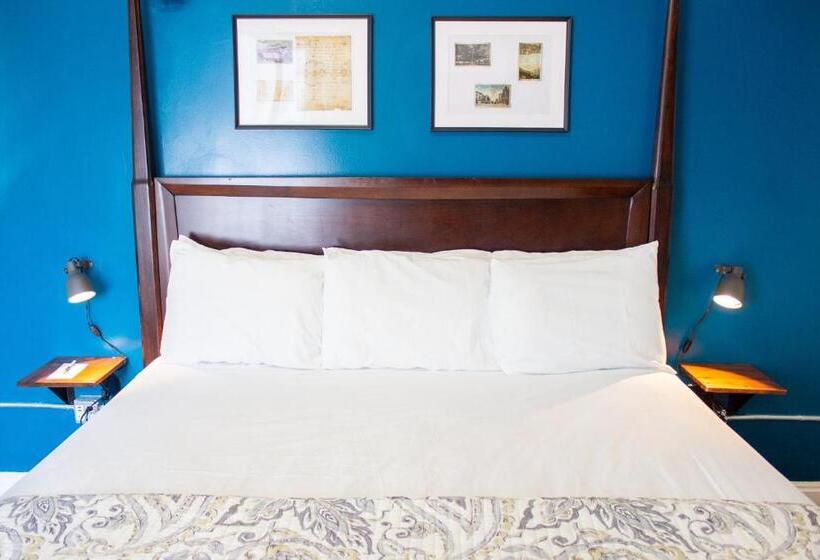 스탠다드 룸 킹사이즈 침대, 11th Avenue Hostel