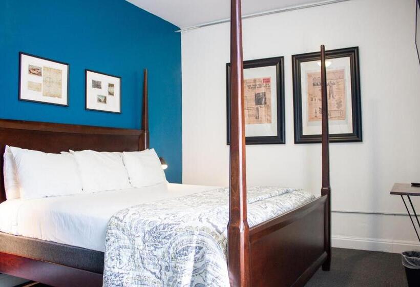 스탠다드 룸 킹사이즈 침대, 11th Avenue Hostel