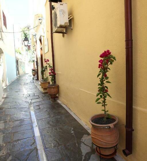 ドゥプレックスルーム, Afroditi