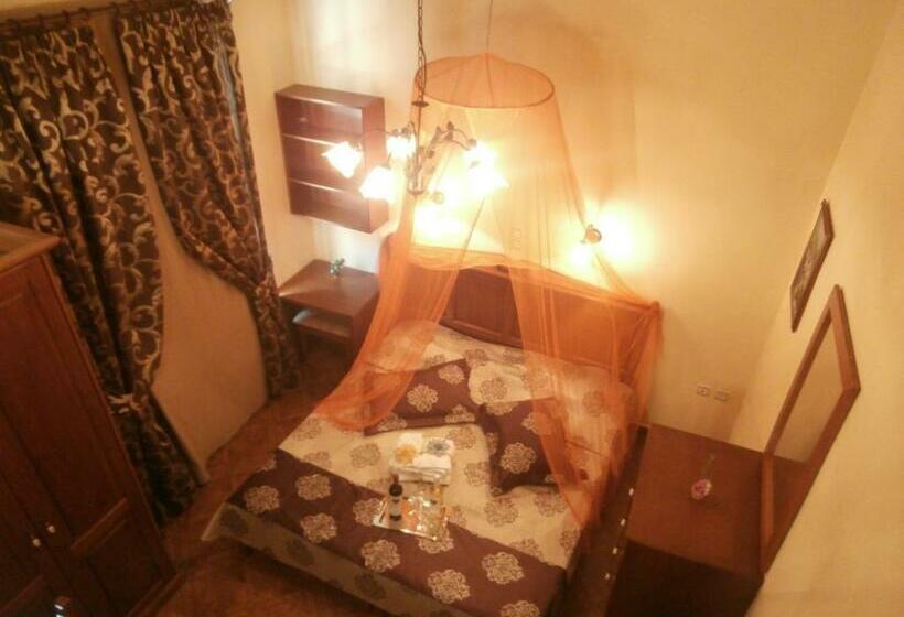 ドゥプレックスルーム, Afroditi