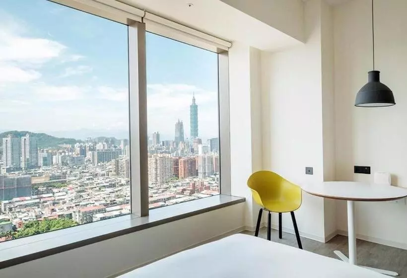 اتاق استاندارد با چشم‌انداز, Amba Taipei Songshan