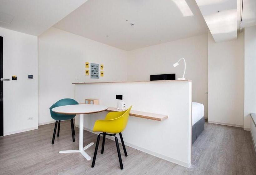 اتاق استاندارد, Amba Taipei Songshan